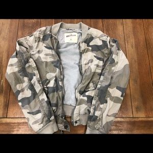 HOLLISTER Camouflage Jacket